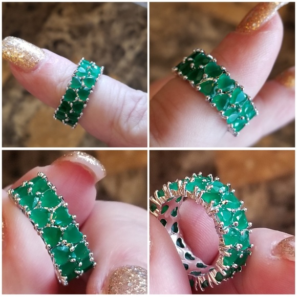 Genuine Gorgeous 4ct Emerald Eternity BandRing - Picture 4 of 4